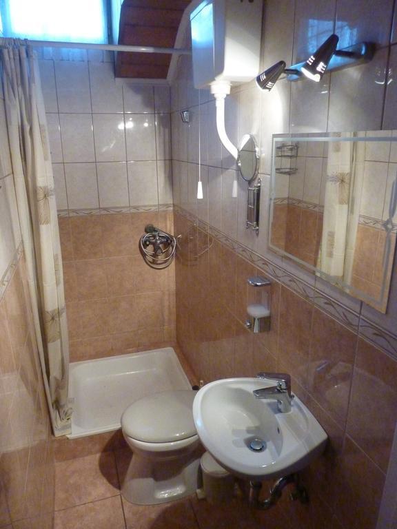 Vadásztanya Apartmanházak Siófok Camera foto