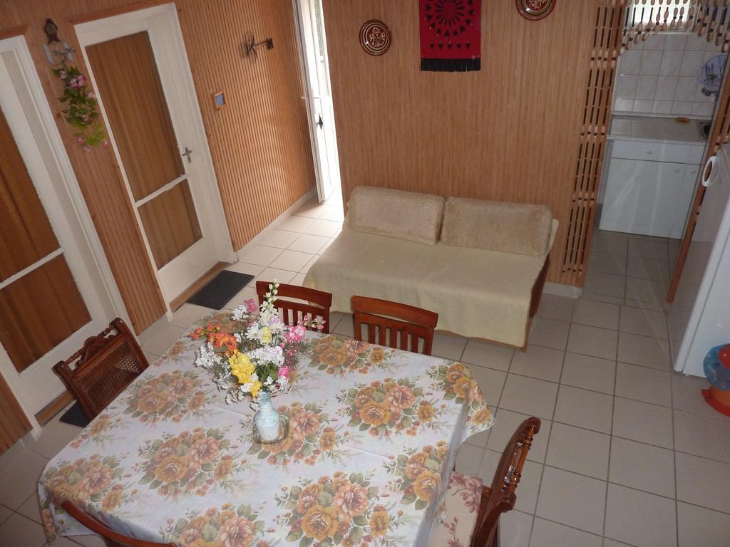 Vadásztanya Apartmanházak Siófok Camera foto
