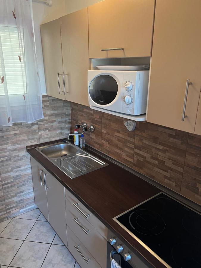 Vadásztanya Apartmanházak Siófok Esterno foto