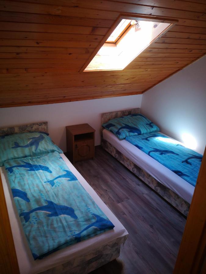 Vadásztanya Apartmanházak Siófok Esterno foto