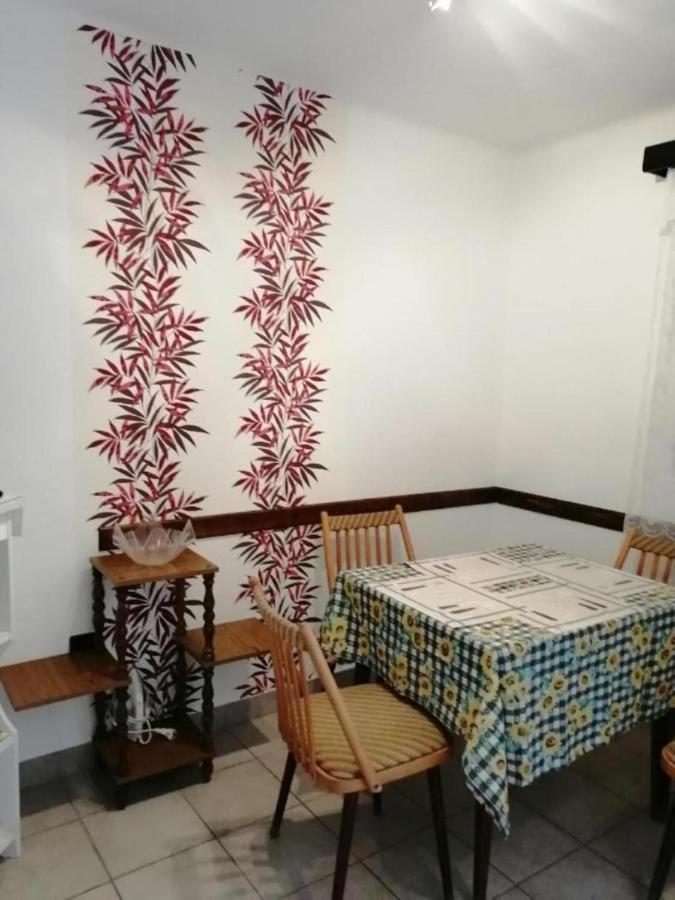 Vadásztanya Apartmanházak Siófok Esterno foto