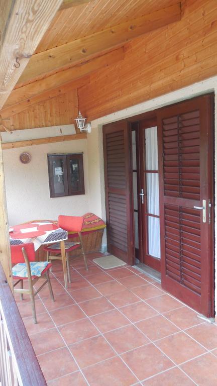 Vadásztanya Apartmanházak Siófok Esterno foto