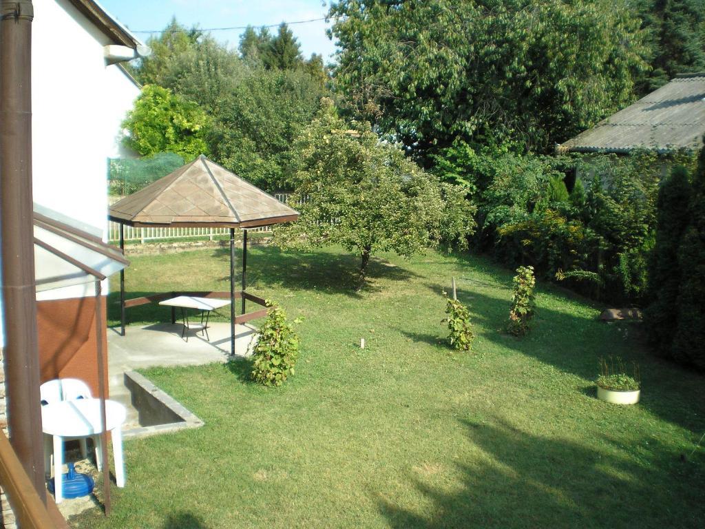 Vadásztanya Apartmanházak Siófok Camera foto
