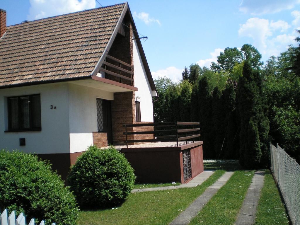 Vadásztanya Apartmanházak Siófok Camera foto