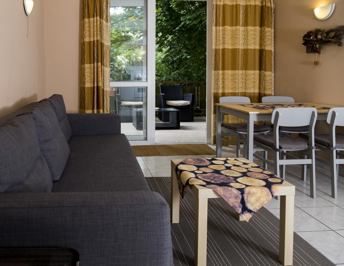 Vadásztanya Apartmanházak Siófok Esterno foto