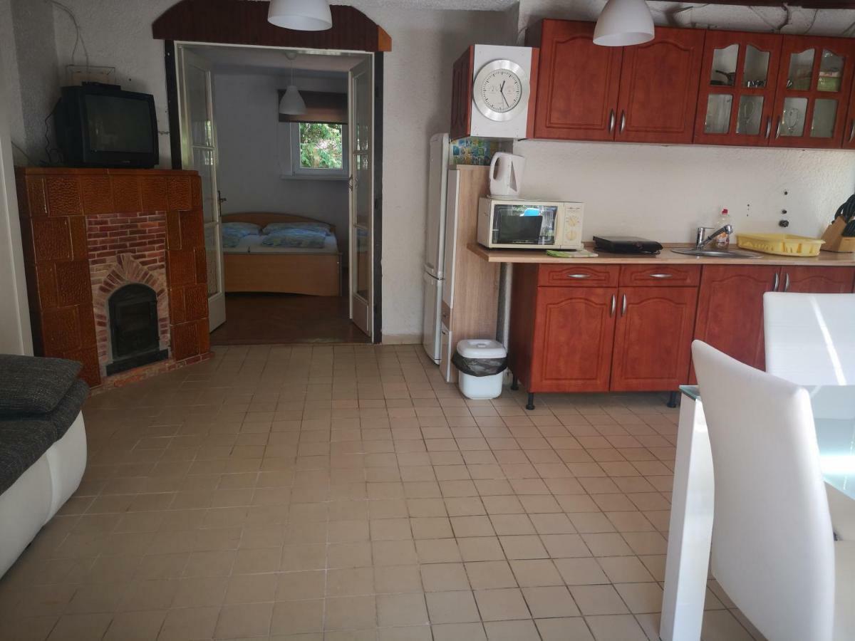 Vadásztanya Apartmanházak Siófok Esterno foto